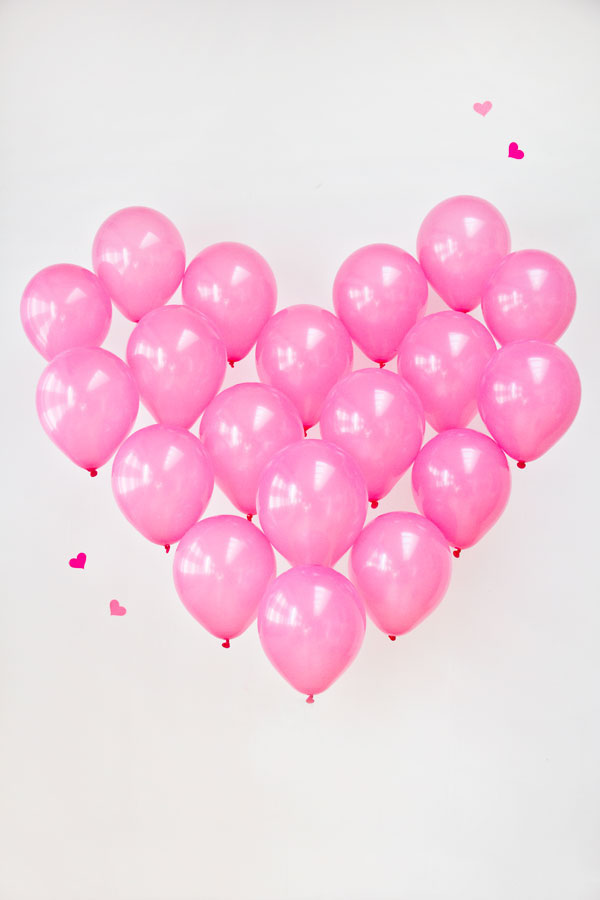 DIY giant balloon heart photo booth backdrop